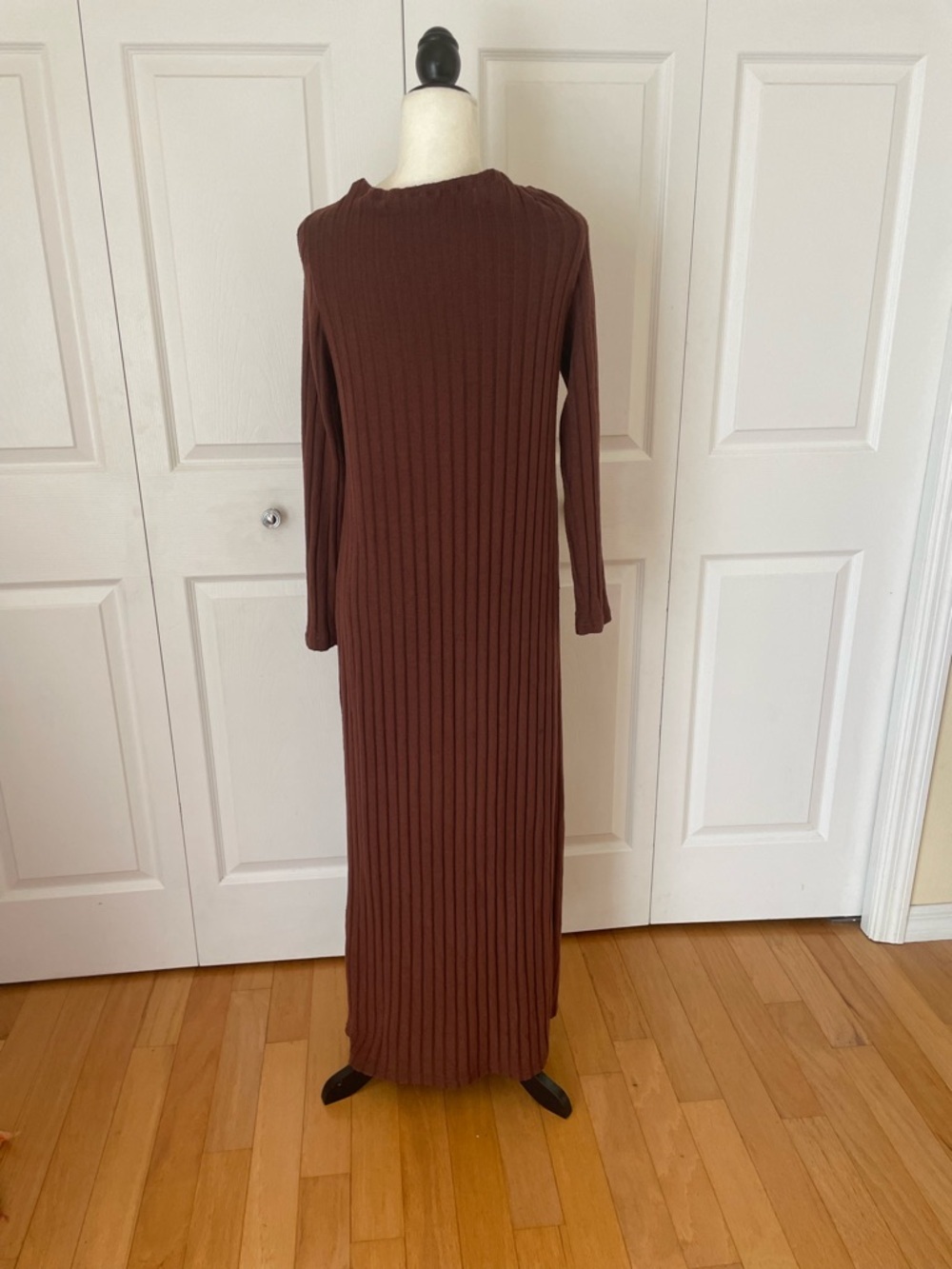 SHEIN Ribbed Knit Top in Rust Brown - Picture 3 of 5